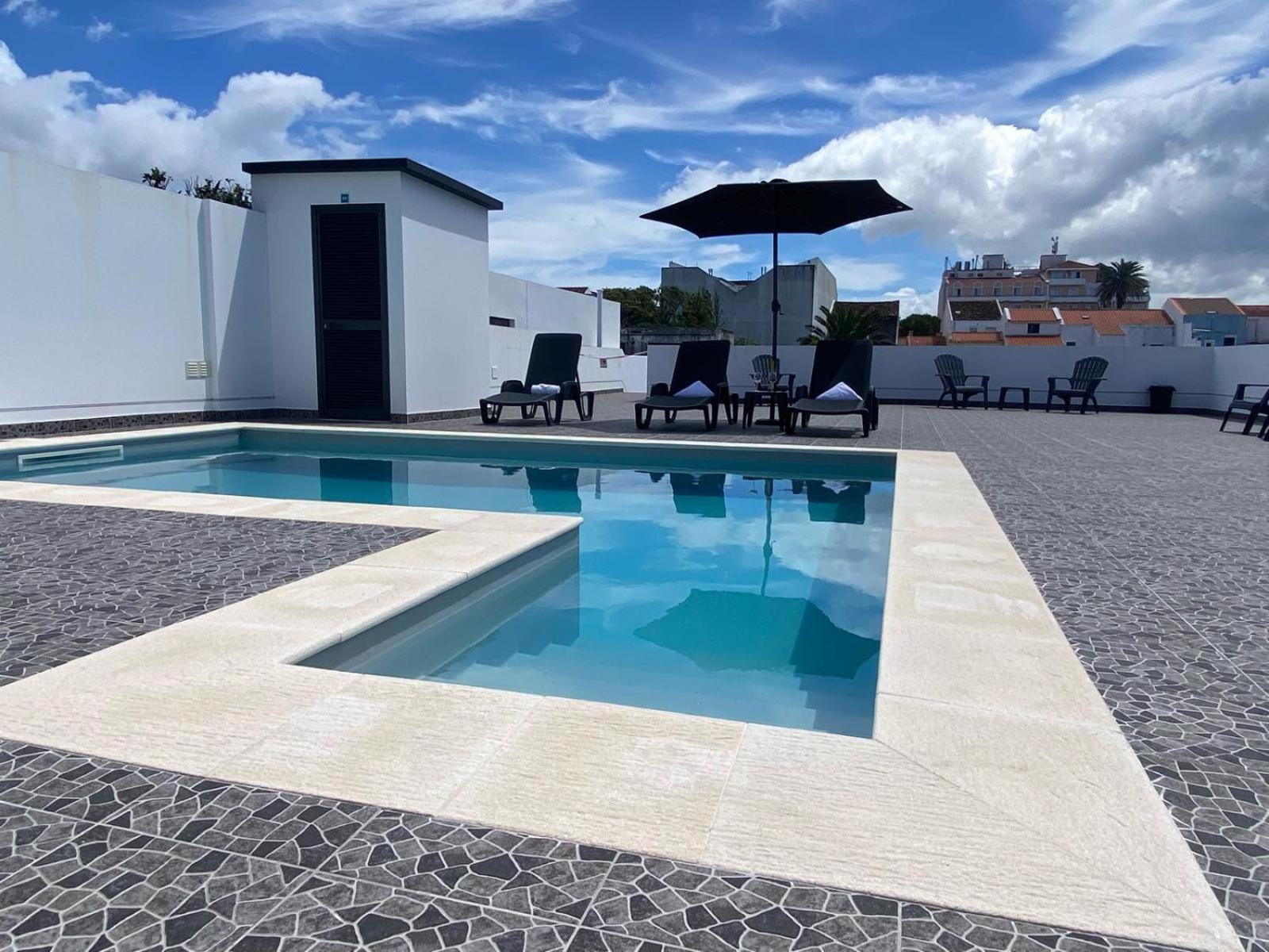 The Rock Hostel Ponta Delgada  Bagian luar foto